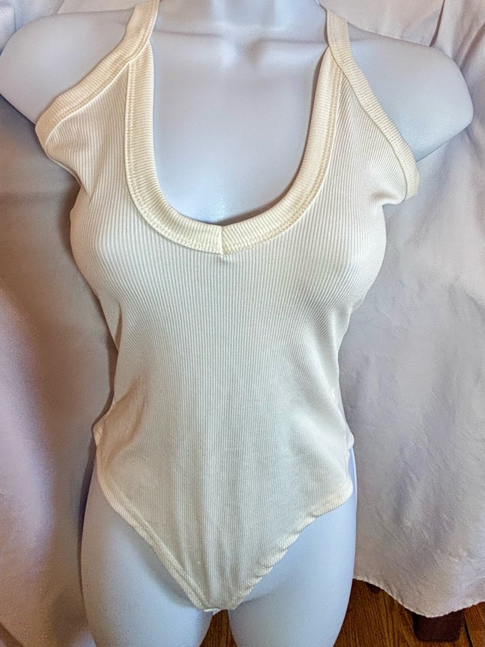 chic white Ribbed Scoop Halter Bodysuit Top